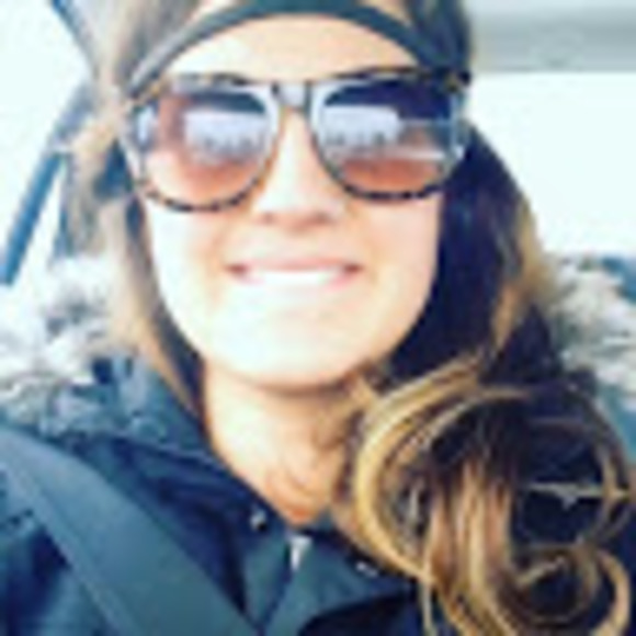 Meet your Posher, Zosha - Picture 1 of 1